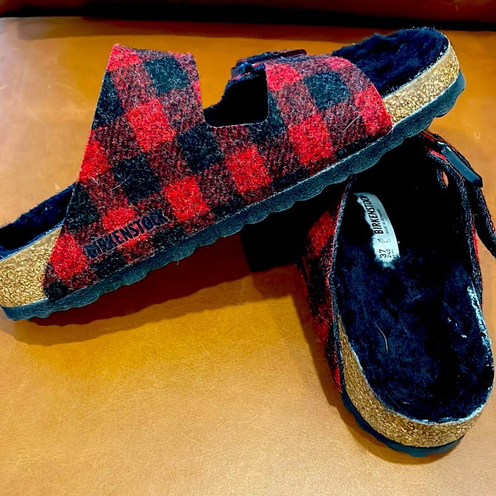 Birkenstock Arizona Shearling size 6-6.5 or 37Uk